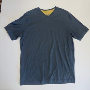 Tommy Bahama Blueish Gray Tee